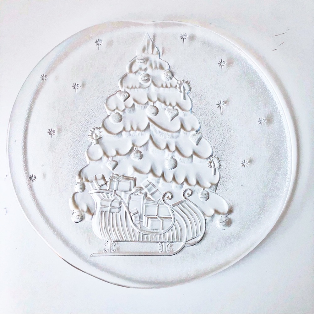 Serving Platter Embossed Round Glass 12.5” Christmas Tree Stars Sled Gifts New